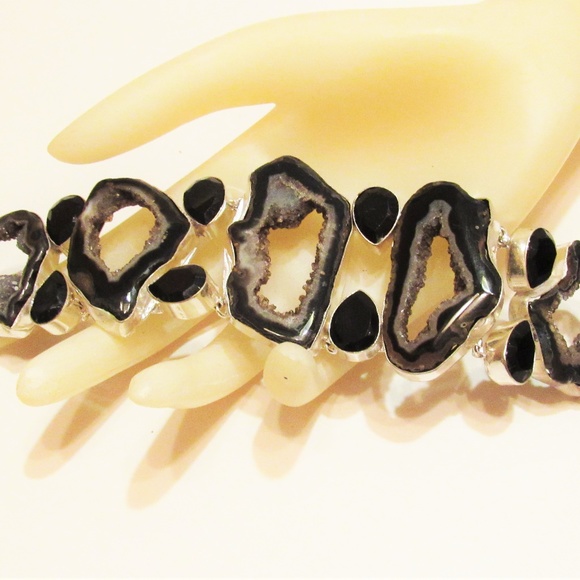 Bold Crystal Black Druzy Slice Adjustable Bracelet - Picture 1 of 4